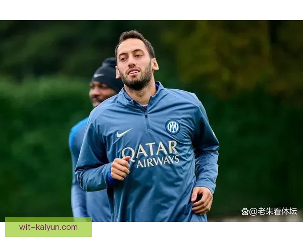 恩里克边后卫角色逐渐清晰，各队对此战术布局表现关注