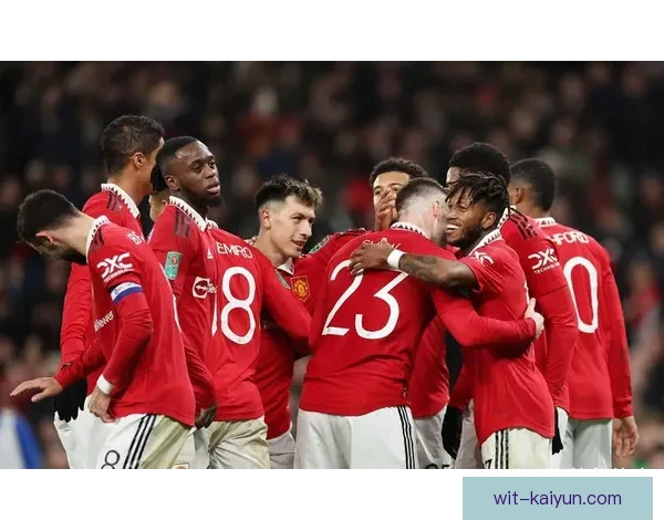 英超低迷，曼联持续面临挑战与压力分析