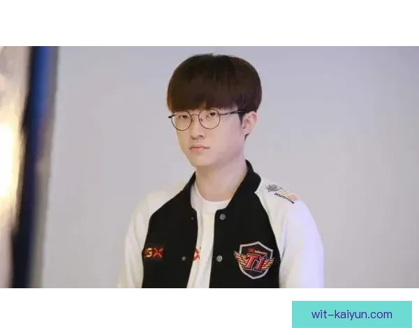 皮克职业轨迹不断丰富，状态回暖引发多方关注