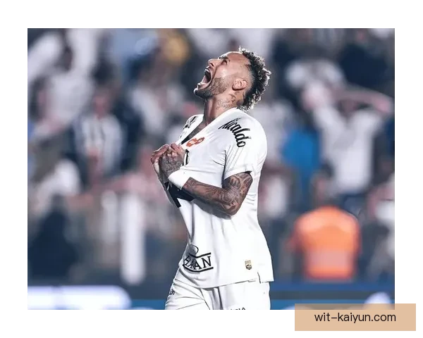 内马尔从桑托斯青训出道至今，职业生涯发展表现稳健